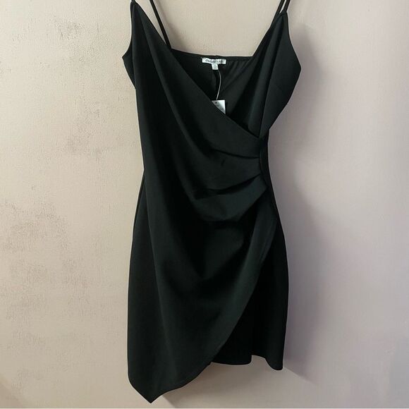 Charlotte Russe Asymmetrical Little Black Dress NWT Size M - Picture 10 of 12